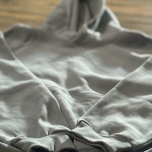 Comfrt Gray Sweatshirt